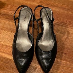 EUC black heels size 10